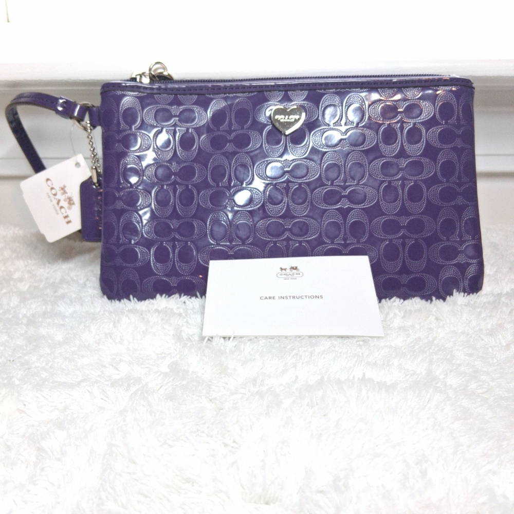 NWT Coach Liquid Gloss Embossed Medium Wristlet In Violet With Dustbag